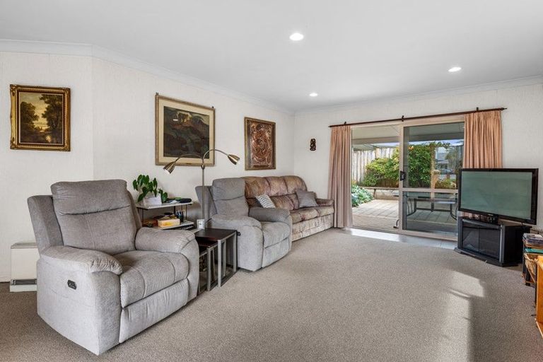 Photo of property in 64 Plateau Heights, Mount Maunganui, 3116