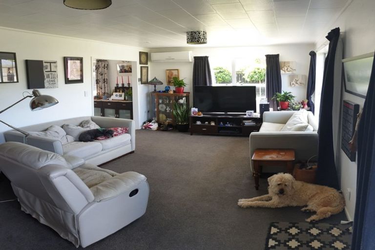 Photo of property in 1/56 Mary Crescent, Elderslea, Upper Hutt, 5018