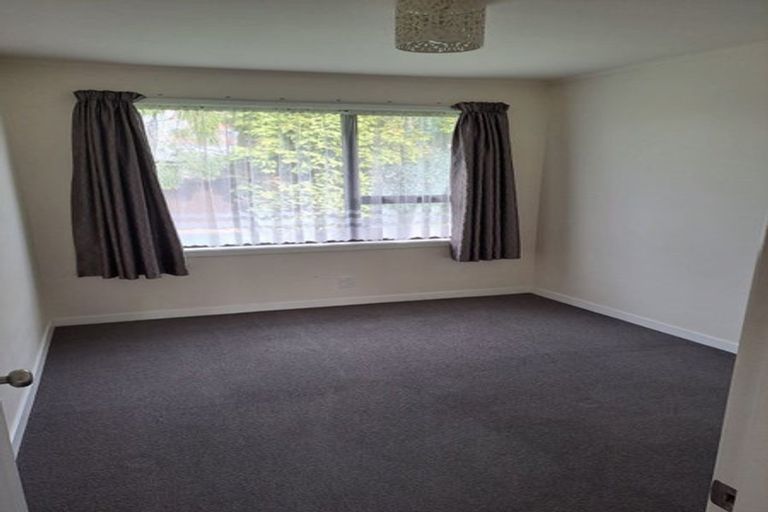 Photo of property in 7 Storry Place, Avonhead, Christchurch, 8042