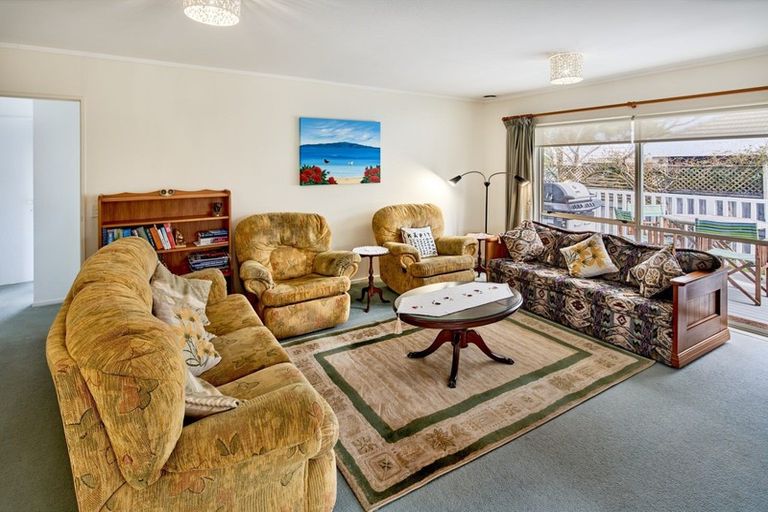 Photo of property in 12a Vaucluse Avenue, Paraparaumu Beach, Paraparaumu, 5032