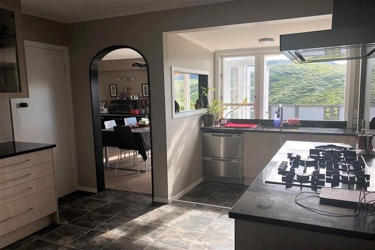 Photo of property in 115 Major Drive, Kelson, Lower Hutt, 5010