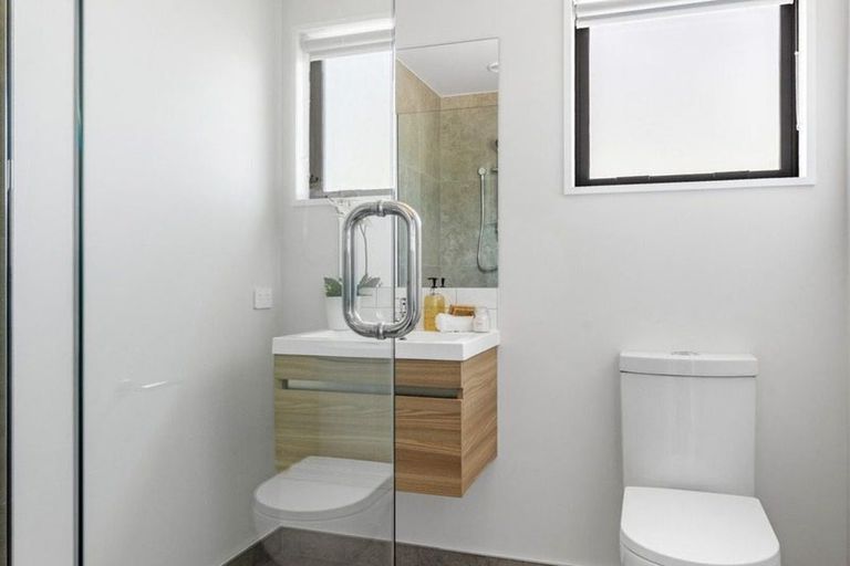 Photo of property in 2/32 Hammersley Avenue, Shirley, Christchurch, 8013