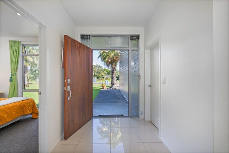 Photo of property in 105 South Highway East, Whitianga, 3510