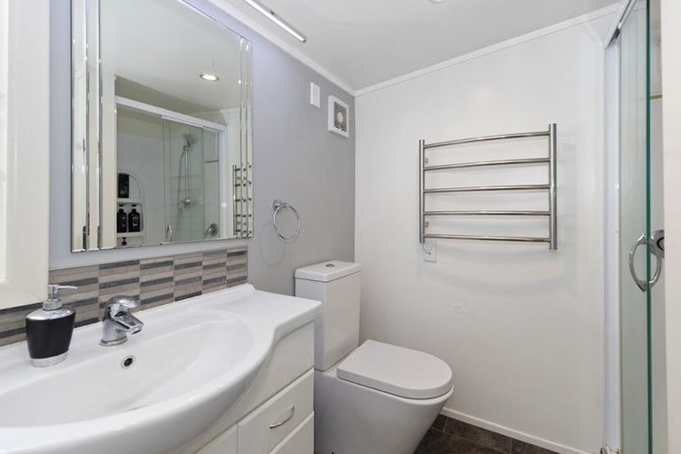 Photo of property in 16 Smith Street, Frankton, Hamilton, 3204