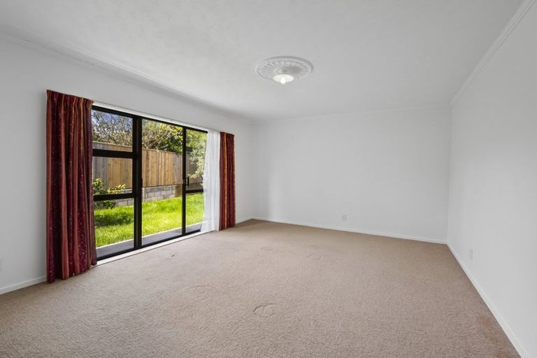 Photo of property in 100 Monrad Street, Highbury, Palmerston North, 4412
