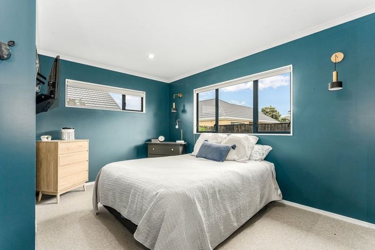 Photo of property in 57 Kapiti Crescent, Titahi Bay, Porirua, 5022