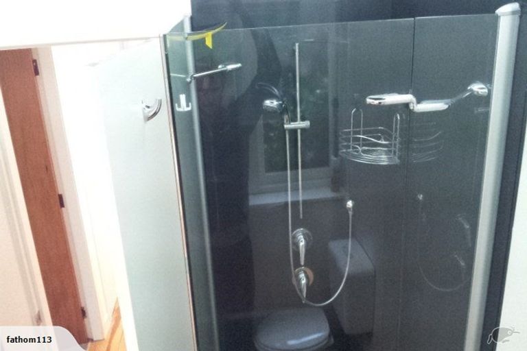 Photo of property in 64a Northland Road, Northland, Wellington, 6012