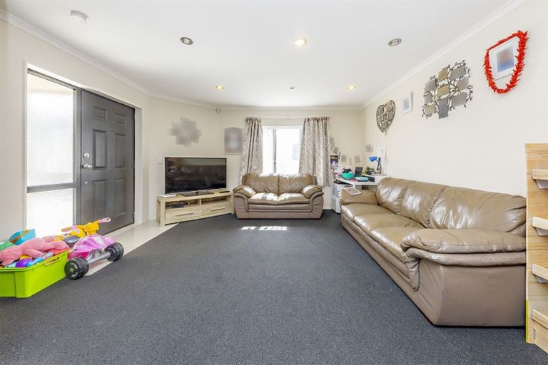 Photo of property in 33a Graeme Avenue, Mangere East, Auckland, 2024