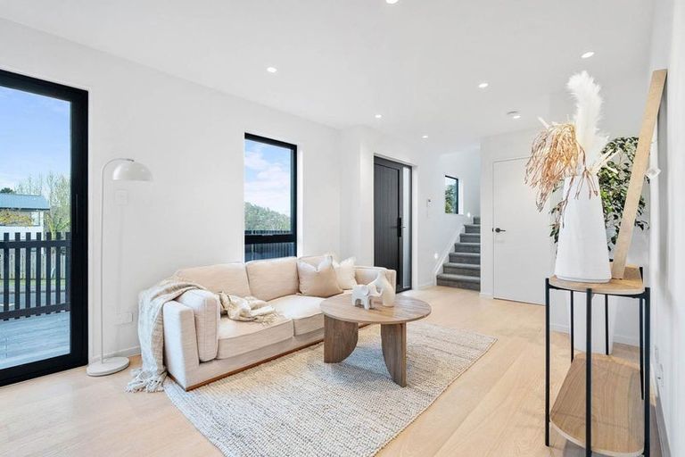 Photo of property in 9a O'donn Avenue, Beach Haven, Auckland, 0626