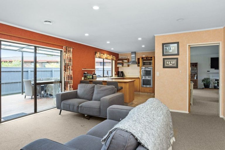 Photo of property in 68 Reynolds Road, Havelock North, 4130