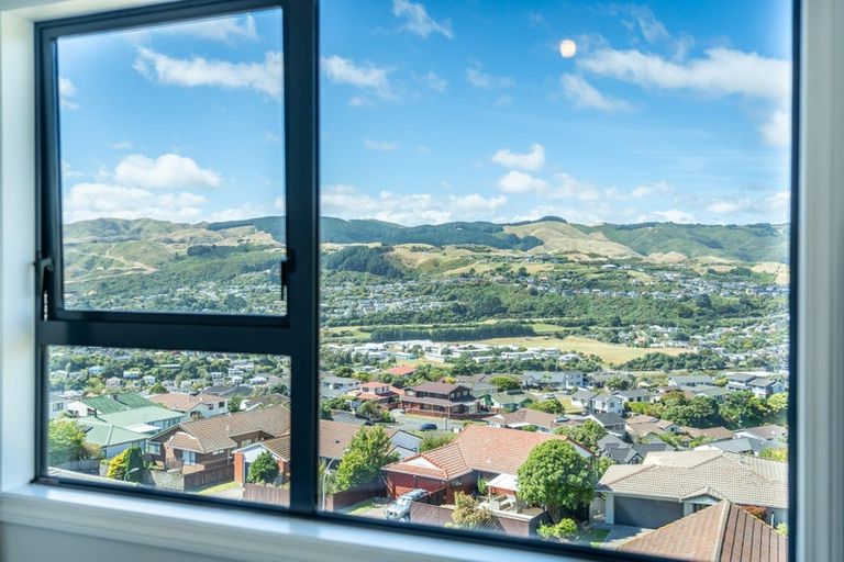 Photo of property in 11 Chastudon Place, Tawa, Wellington, 5028