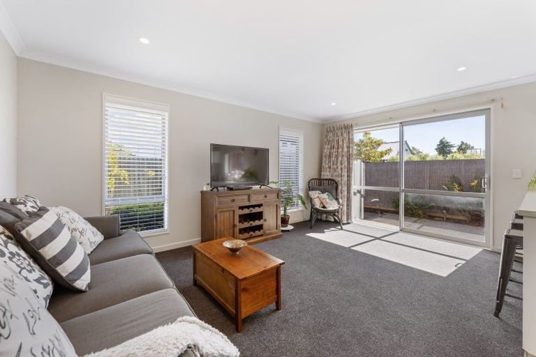 Photo of property in 3/11 North Avon Road, Richmond, Christchurch, 8013