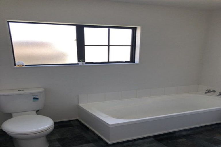 Photo of property in 7a Hindmarsh Street, Johnsonville, Wellington, 6037