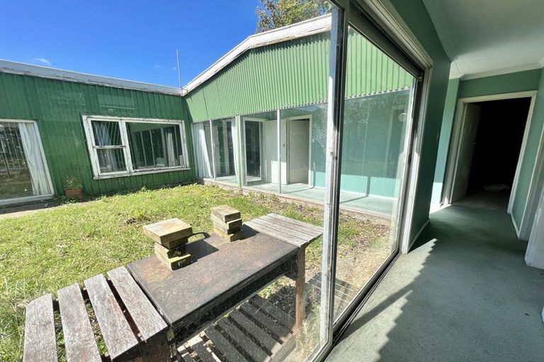 Property details for 10 Herbert Street, Gladstone, Invercargill, 9810