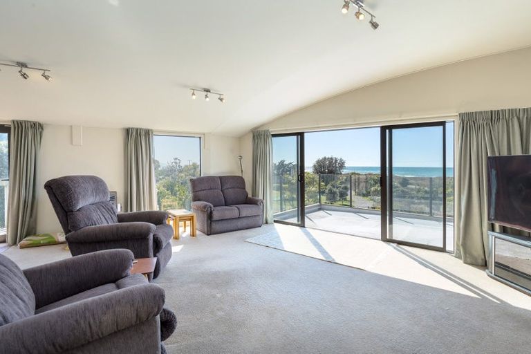 Photo of property in 295 Mataikona Road, Mataikona, Masterton, 5889