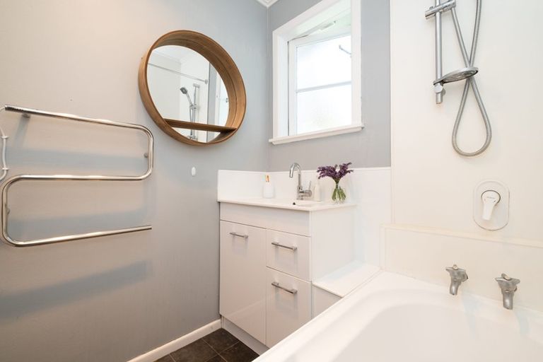 Photo of property in 18 Margaret Avenue, Havelock North, 4130