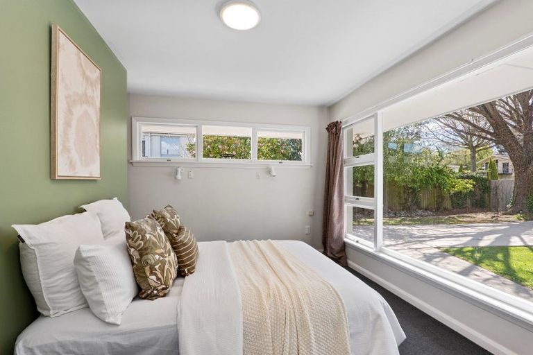Photo of property in 223 Memorial Avenue, Burnside, Christchurch, 8053