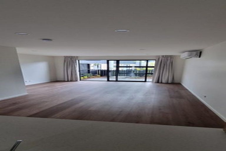 Photo of property in 8 Selo Street, Glen Eden, Auckland, 0602