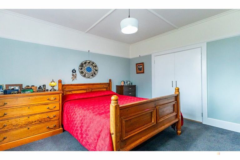 Photo of property in 19 Parsonage Road, Waimate, 7924