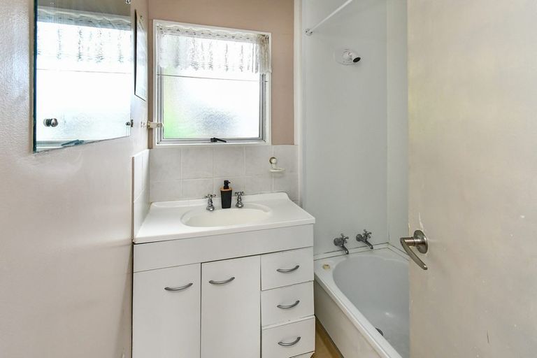 Photo of property in 7b Rice Crescent, Papakura, 2110