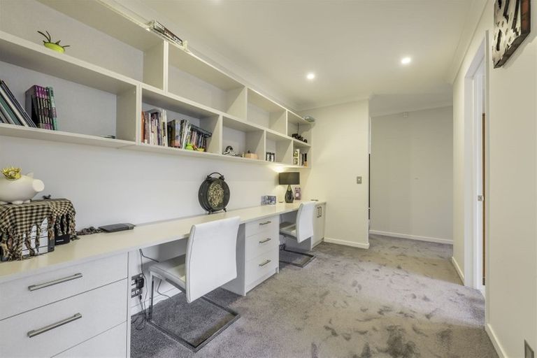 Photo of property in 5 Amelia Place, Wigram, Christchurch, 8025