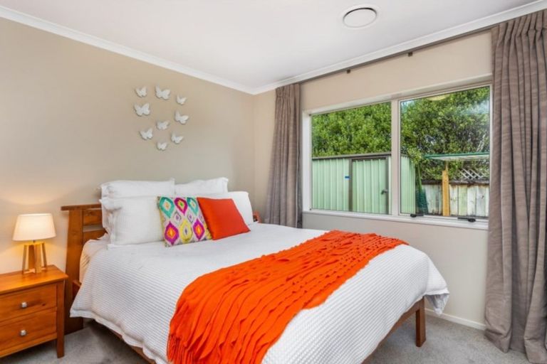 Photo of property in 22 Mangakoea Place, St Andrews, Hamilton, 3200