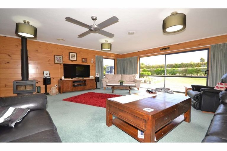 Photo of property in 12 Pa Road, Kerikeri, 0230