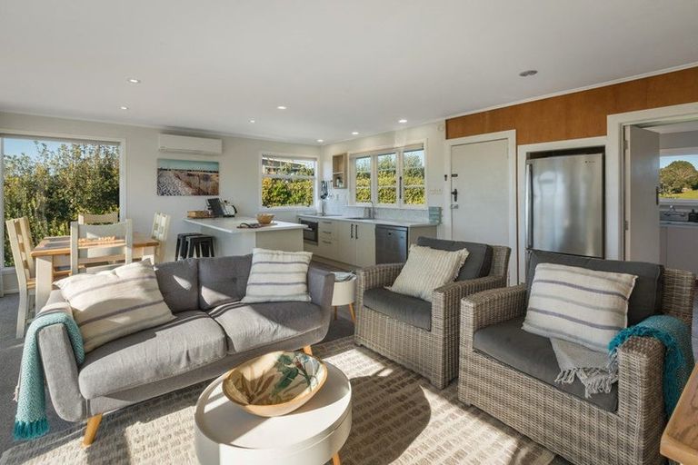 Photo of property in 116 Seaforth Road, Waihi Beach, 3611