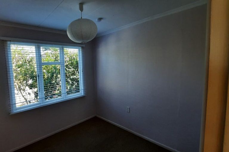 Photo of property in 8 The Avenue, Otaki Beach, Otaki, 5512