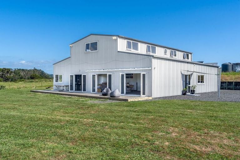 Photo of property in 141 Wades Road, Whitford, Howick, 2571