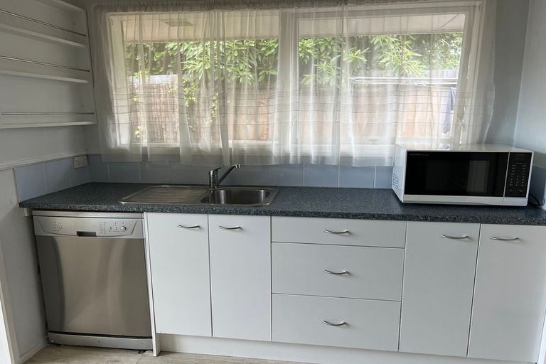 Photo of property in 1/129 Glandovey Road, Strowan, Christchurch, 8052