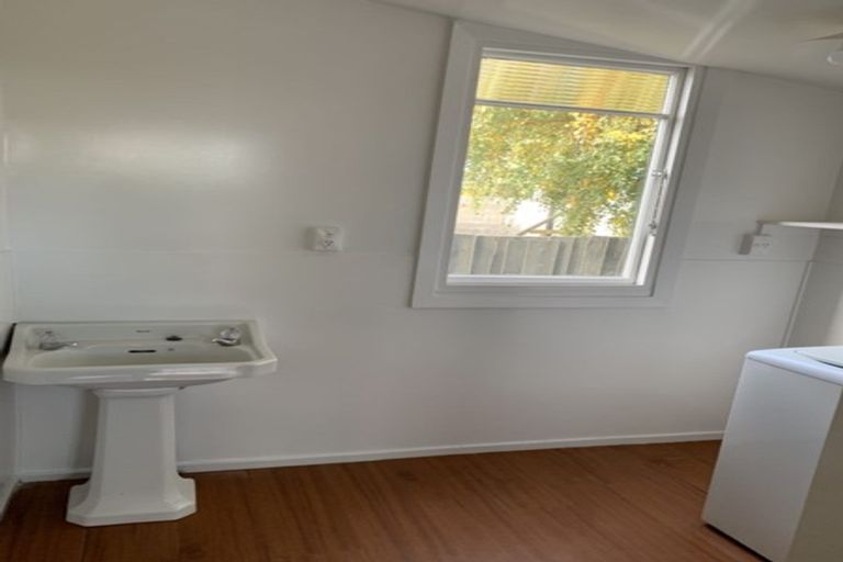 Photo of property in 28 Crohane Place, Addington, Christchurch, 8024