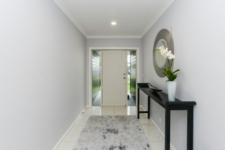Photo of property in 14 Percy Berry Place, Havelock North, 4130