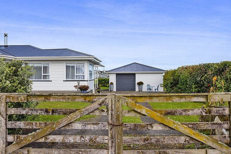 Photo of property in 5523 South Road, Rahotu, Opunake, 4681