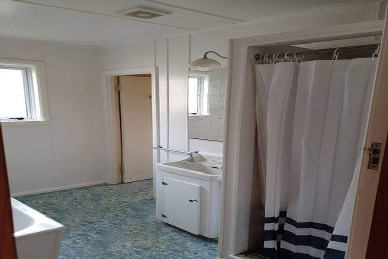 Photo of property in 25 Te Awe Awe Street, Hokowhitu, Palmerston North, 4410