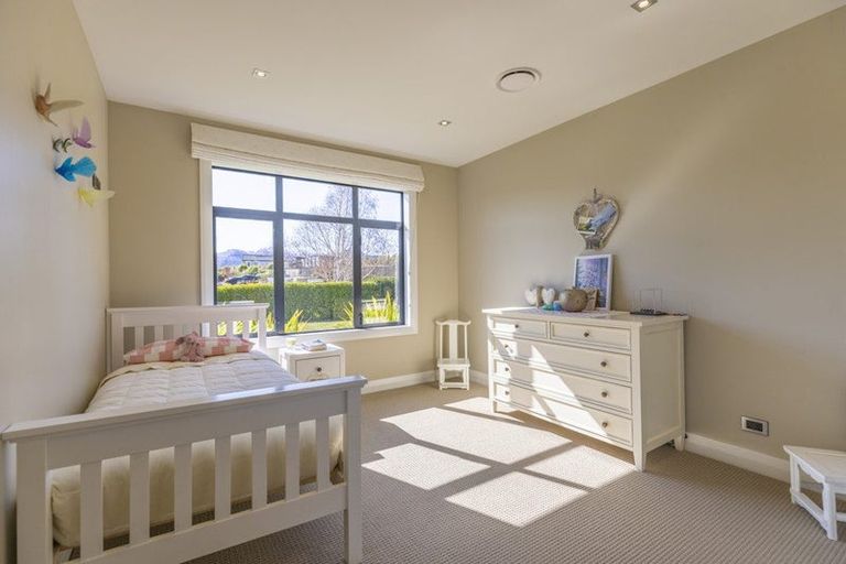 Photo of property in 1 Mount Gold Place, Wanaka, 9305