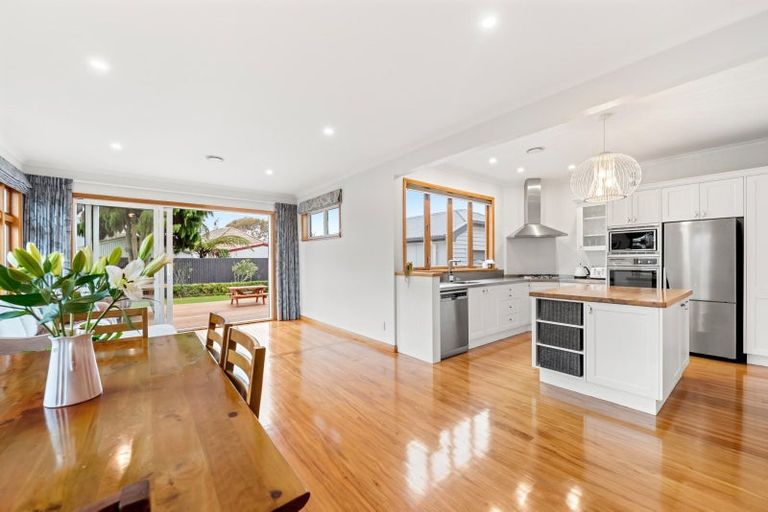 Photo of property in 11 Thornycroft Avenue, Epuni, Lower Hutt, 5011