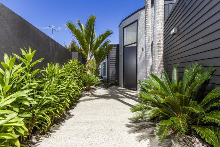Photo of property in 6 Eric Price Avenue, Takapuna, Auckland, 0620