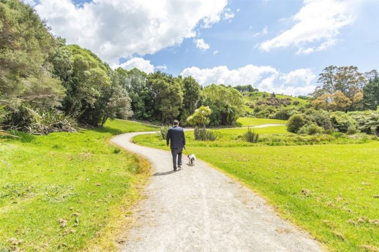 Photo of property in 51 Honeysuckle Lane, Ohauiti, Tauranga, 3112