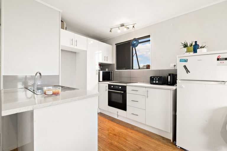 Photo of property in 2/5 Martha Lane, Weymouth, Auckland, 2103