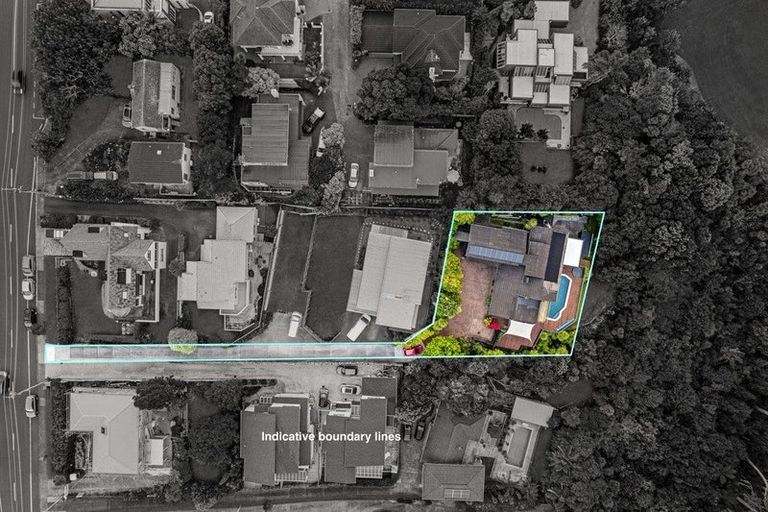 Photo of property in 8 Aberdeen Road, Campbells Bay, Auckland, 0620