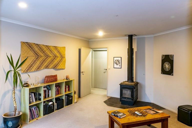 Photo of property in 39 County Heights Drive, Aokautere, Palmerston North, 4471
