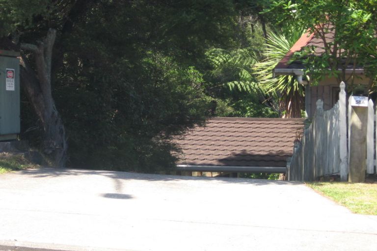 Photo of property in 58 Easton Park Parade, Glenfield, Auckland, 0629