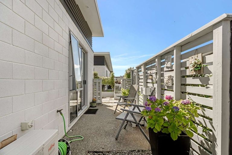 Photo of property in 16 Vanita Drive, Whitianga, 3510