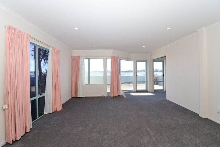 Photo of property in 1/26 The Parade, Bucklands Beach, Auckland, 2012