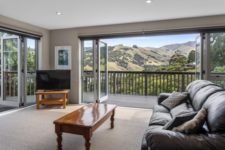 Photo of property in 11 Manuka Terrace, Duvauchelle, 7581