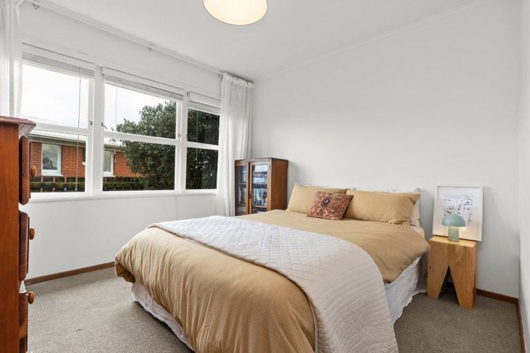 Photo of property in 16 English Street, St Andrews, Hamilton, 3200