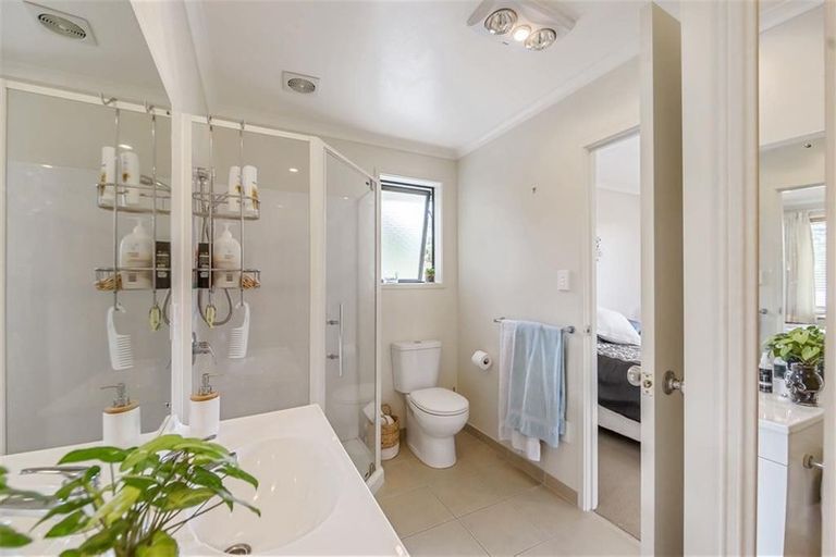 Photo of property in 1489a Weranui Road, Wainui, Silverdale, 0994