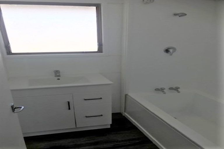 Photo of property in 13 Conclusion Street, Ascot Park, Porirua, 5024