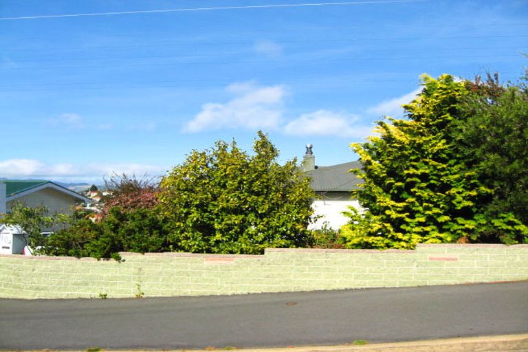 Photo of property in 104 Centennial Avenue, Helensburgh, Dunedin, 9010